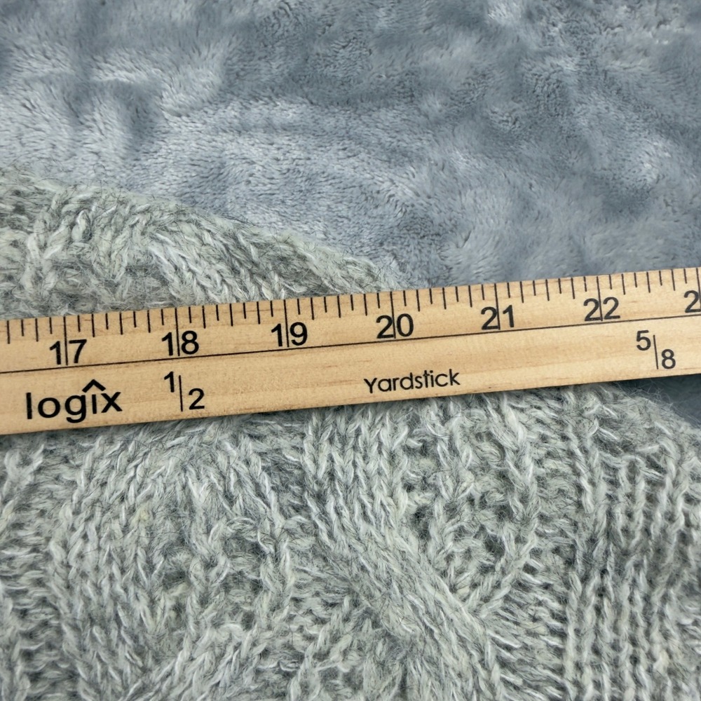 Wild Fable Womens Gray Cable Knit Sweater Crew Neck Relaxed Fit XS New - Picture 5 of 8